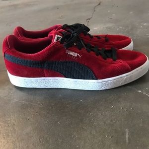 Men’s red Puma Suede size 10